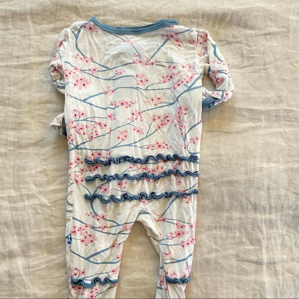 Kickee Pants• Cherry Blossoms Ruffle butt footie - Picture 2 of 3